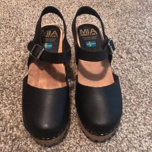 MIA abba wooden platform shoes